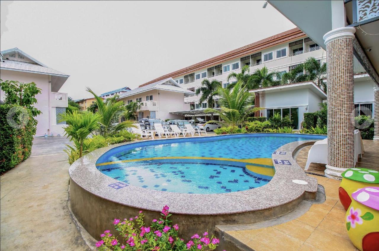 Hotel Baanloksouylokchay HHQ Exterior foto
